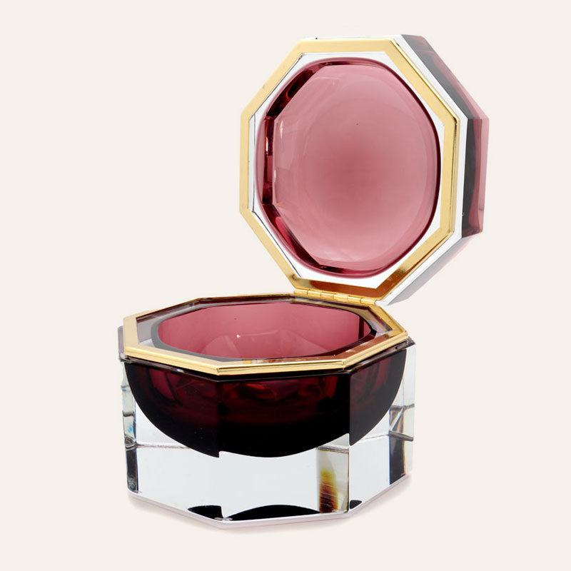 Large octagonal burgundy-red Murano glass jewelry box with 24K gold metal detailing and polished surfaces, handcrafted on Murano Island in Venice, Italy.