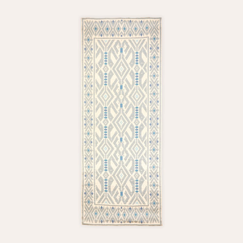 Su Rombo Mannu Sardinian handwoven wool rug and tapestry by Anna Deriu, woven on a traditional Sardinian horizontal loom.